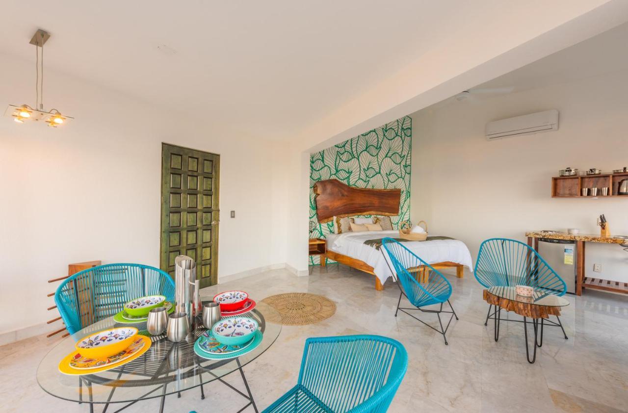 Aparthotel La Casa Blanca à Puerto Vallarta Extérieur photo